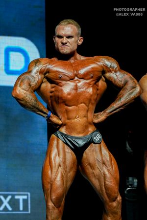 CLASSIC PHYSIQUE +178